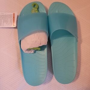 Croc jelly slides